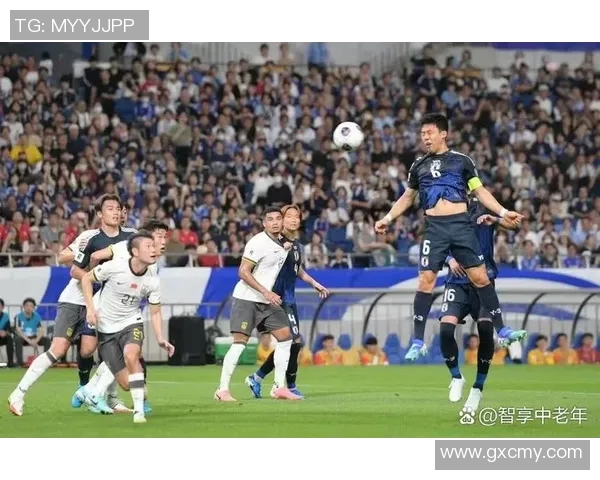 日本足球国家队帅气球星的崛起与未来展望:技艺与魅力并存的足球传奇